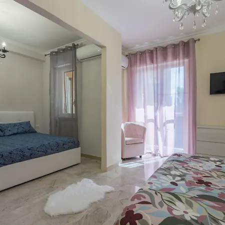 Rebecca Apartment-2